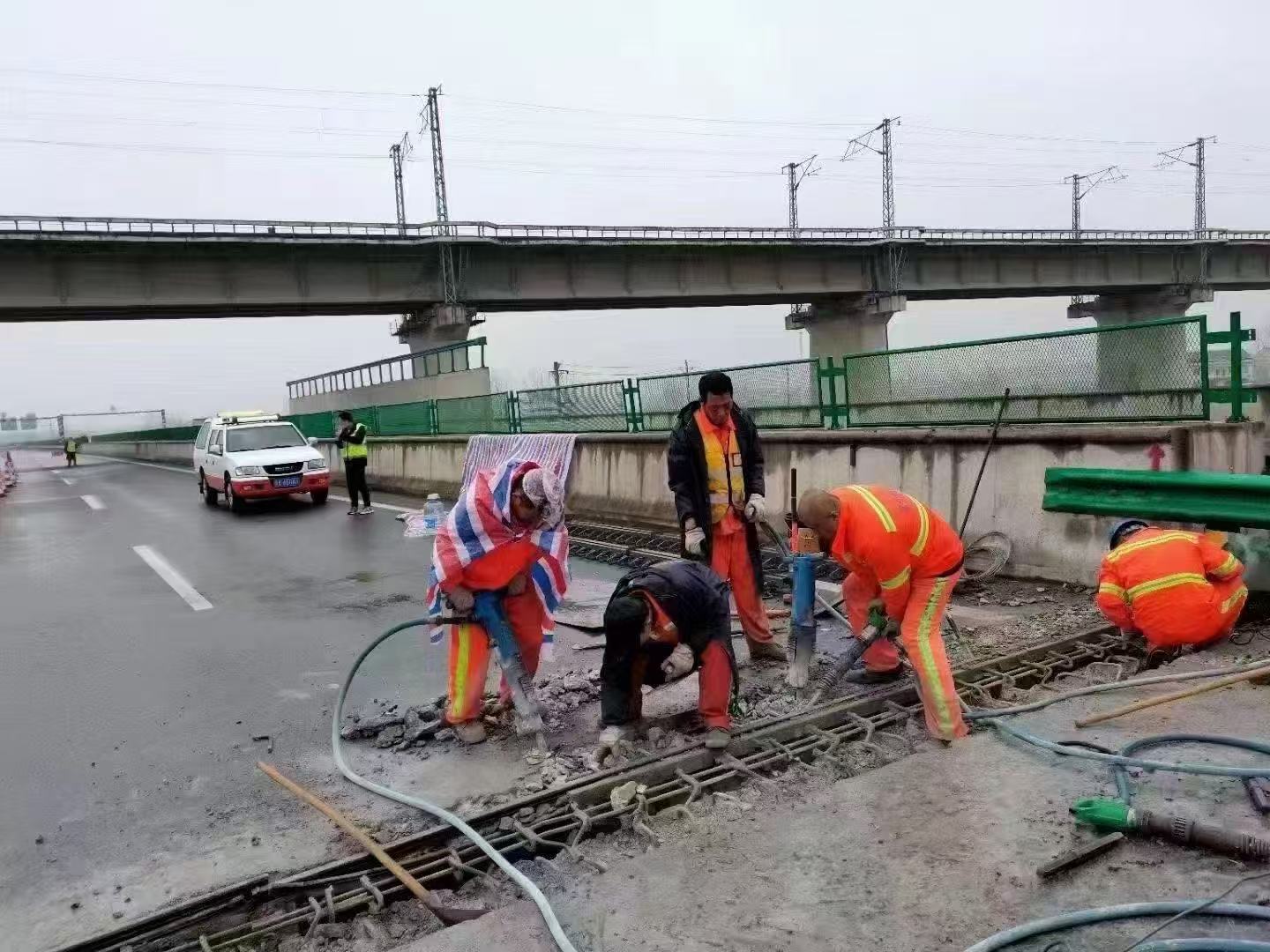 三水桥梁伸缩缝抢修料